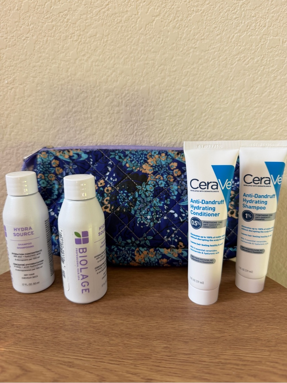 New Set of 5 Shampoo & Conditioner and bag (Biolage and CeraVe) - Picture 7 of 7
